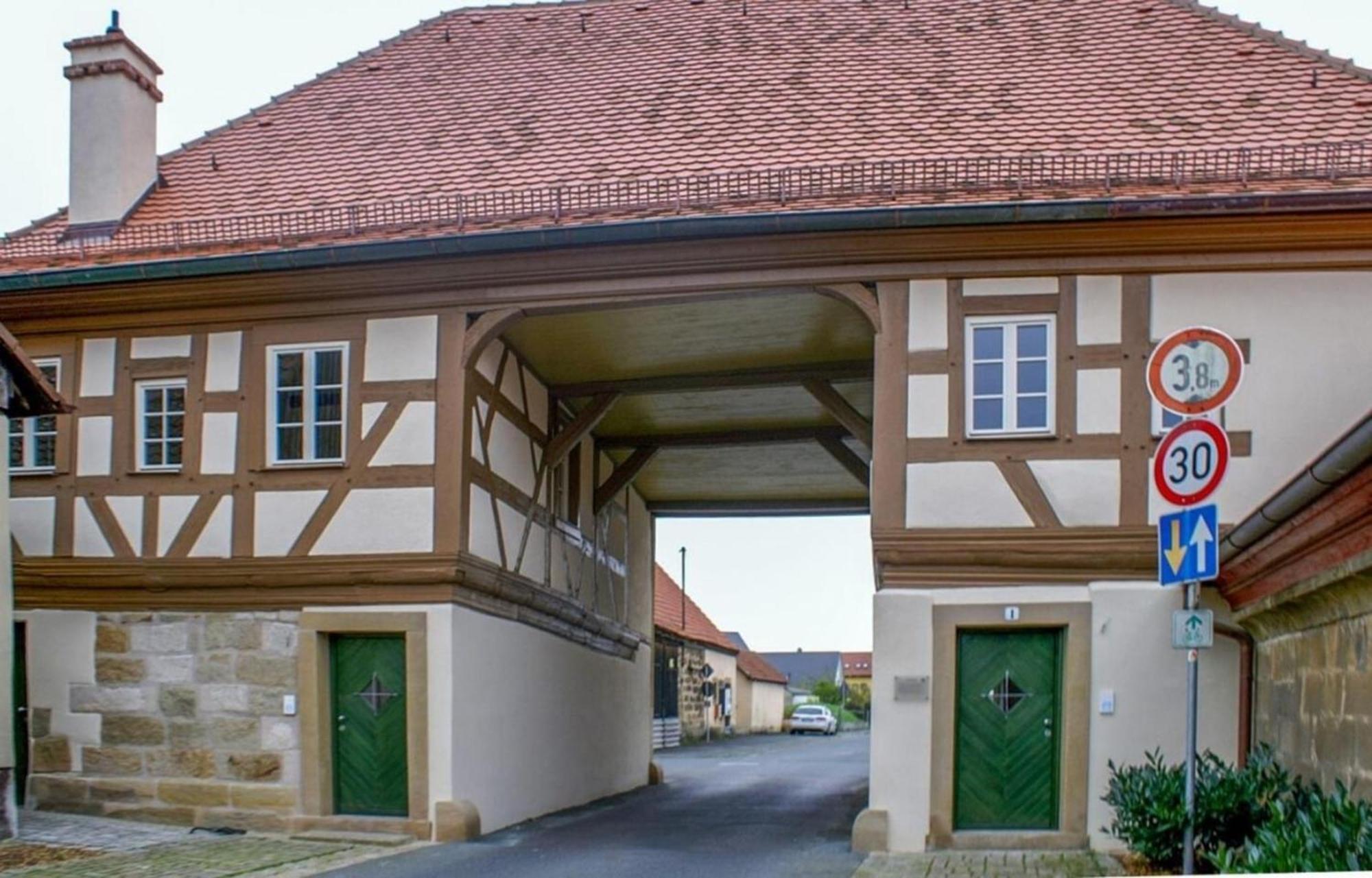 Torhaus Rattelsdorf - Wohnung 1 Sonnenblume Exterior foto